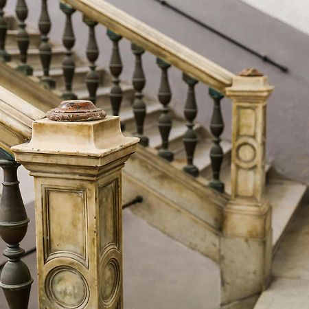 Palazzo Del Golfo Apartment Наполи Екстериор снимка