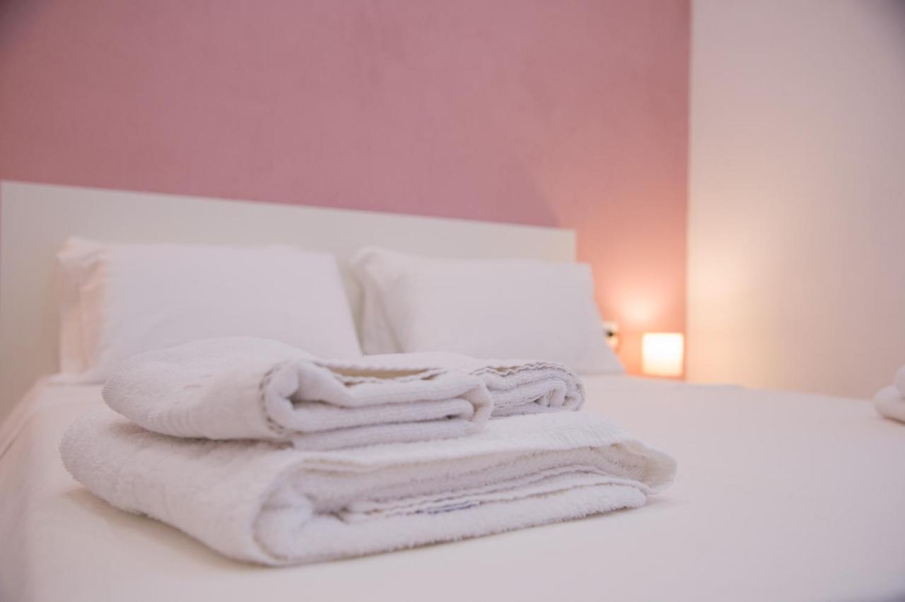 Palazzo Del Golfo Apartment Наполи Екстериор снимка