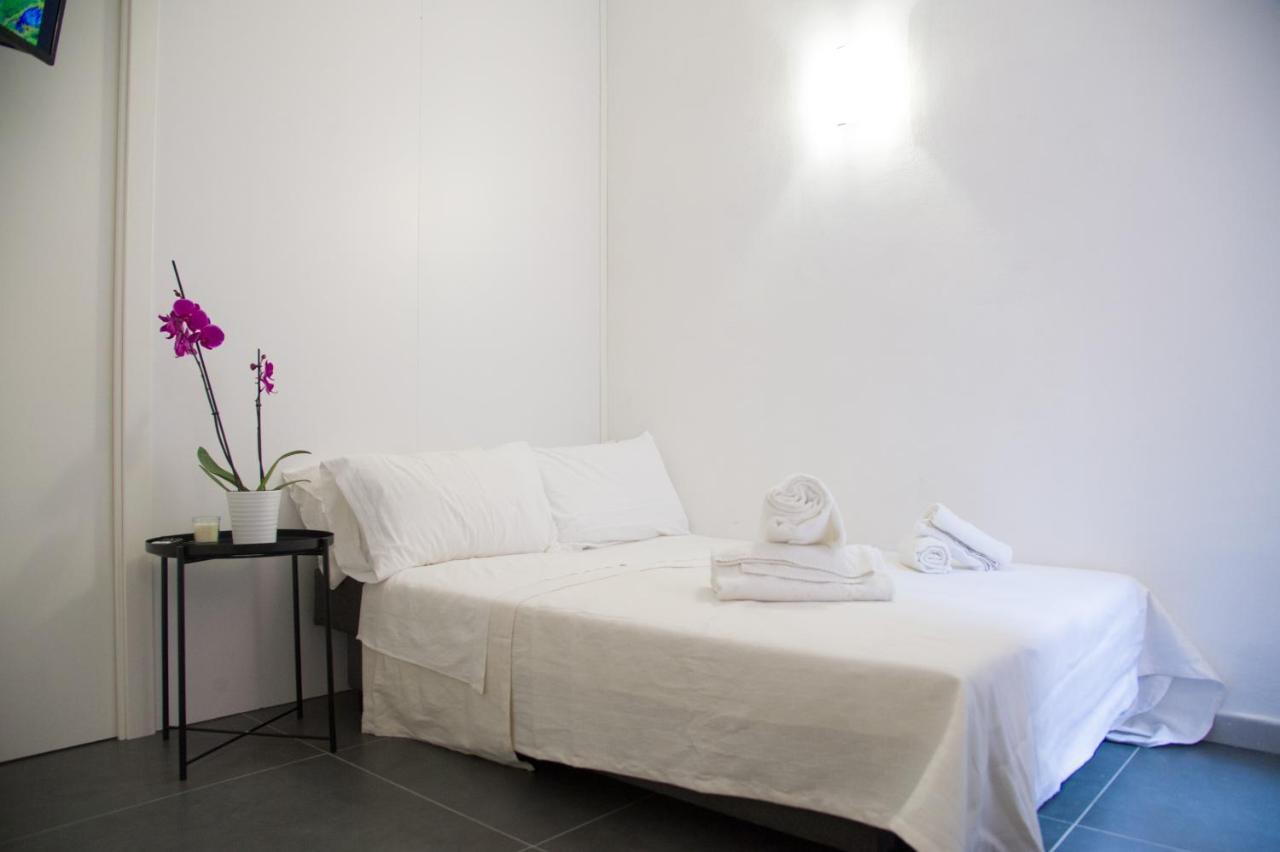 Palazzo Del Golfo Apartment Наполи Екстериор снимка