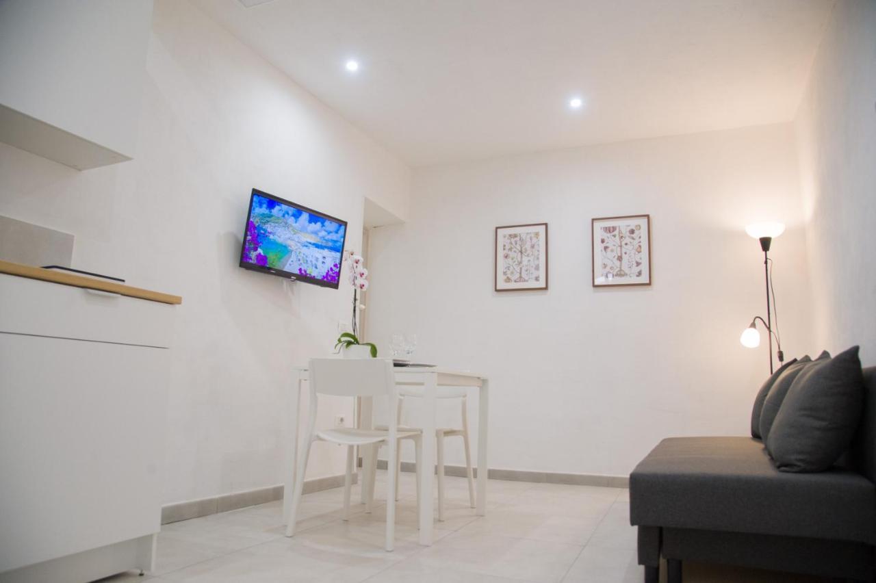 Palazzo Del Golfo Apartment Наполи Екстериор снимка