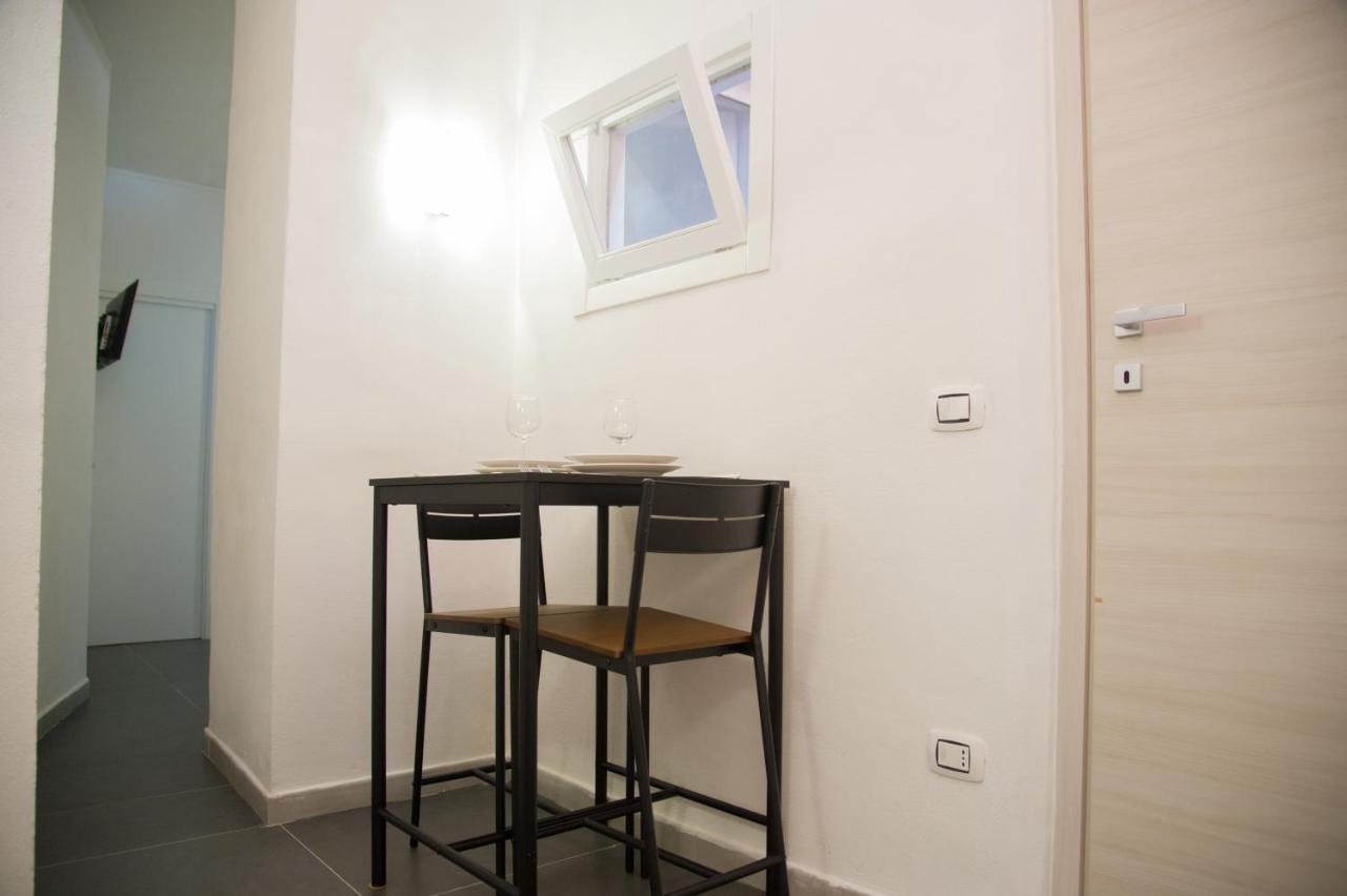 Palazzo Del Golfo Apartment Наполи Екстериор снимка